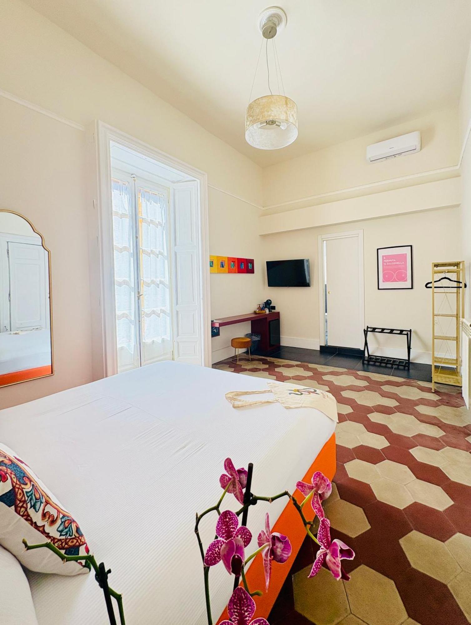 Voglia 'E Turna Hotel Nápoly Kültér fotó